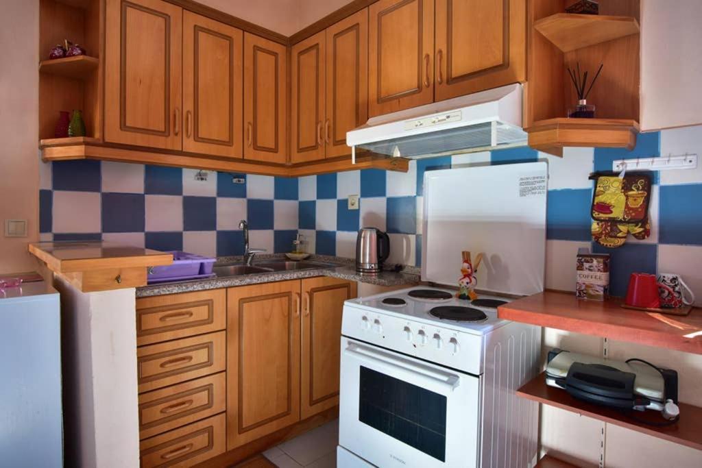 Nafsikas Apartment - Ipsos Beach Εξωτερικό φωτογραφία