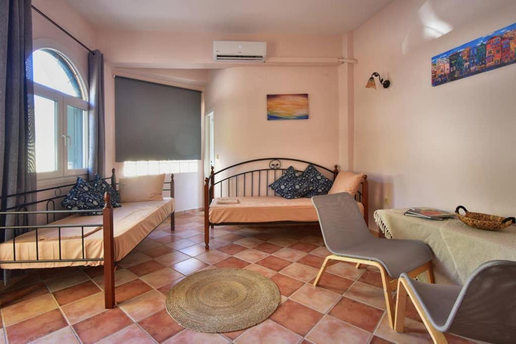 Nafsikas Apartment - Ipsos Beach Εξωτερικό φωτογραφία