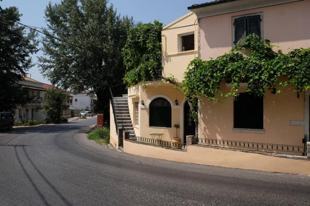 Nafsikas Apartment - Ipsos Beach Εξωτερικό φωτογραφία