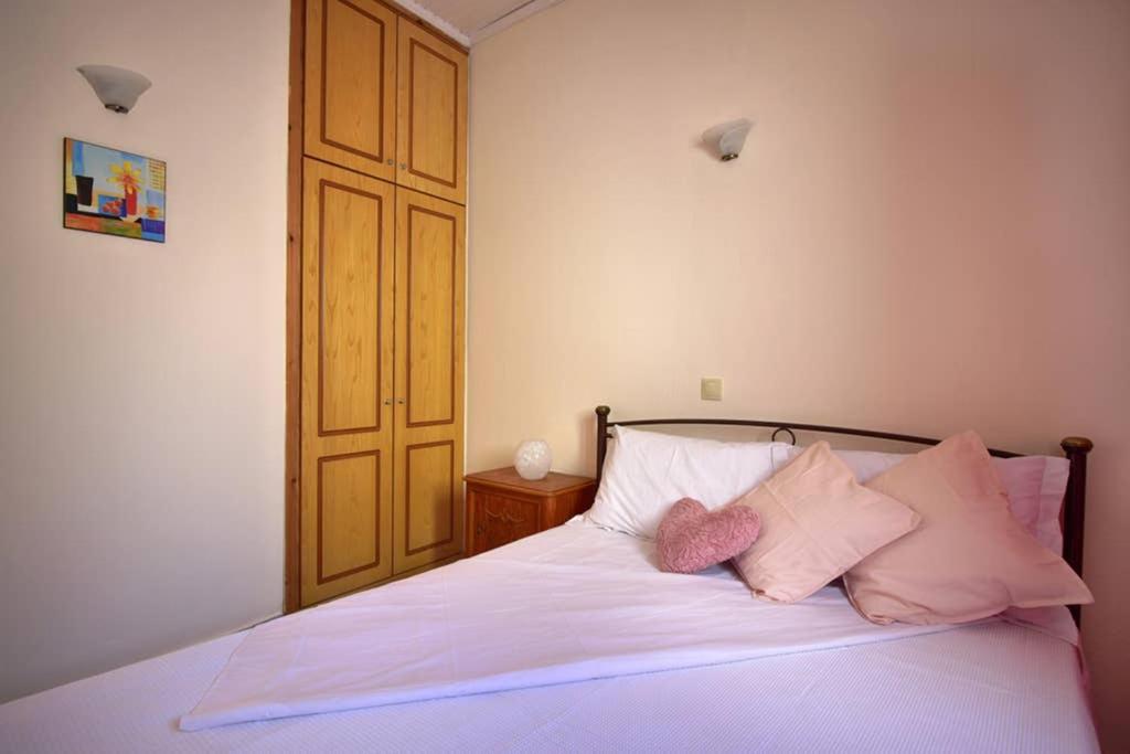Nafsikas Apartment - Ipsos Beach Εξωτερικό φωτογραφία